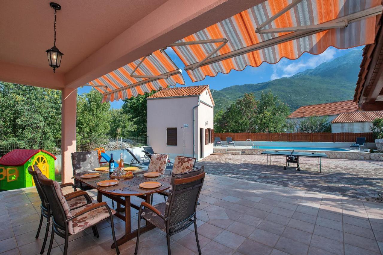 Villa Zvonimir Zagvozd Екстер'єр фото